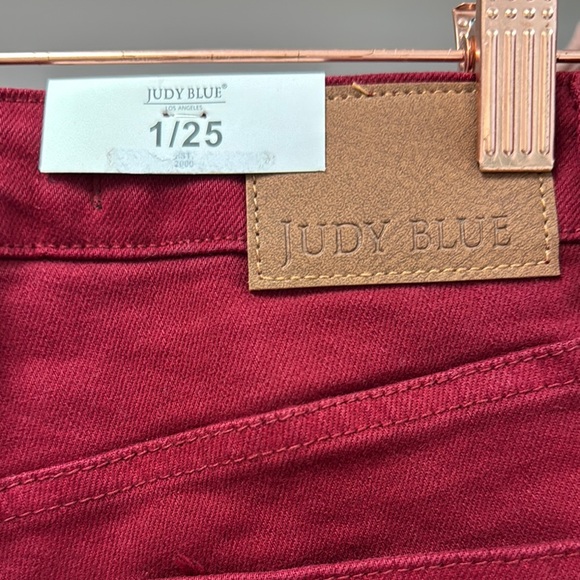 Judy Blue Women's Red Jeans - Picture 4 of 7